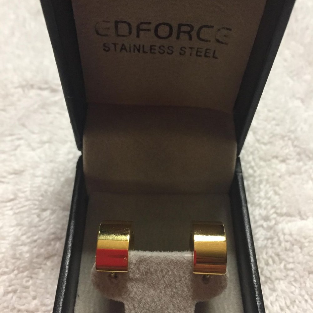 Edforce Stainless Steel Gold Hoop Earrings - Picture 15 of 16